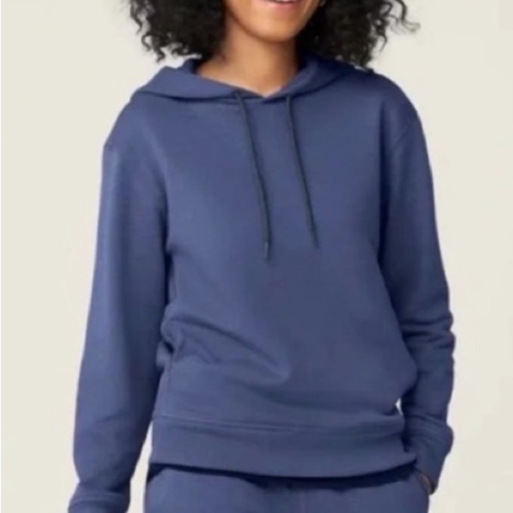 allbirds R&R Hoodie, side pockets organic prima, cotton, and hemp Hoodie
